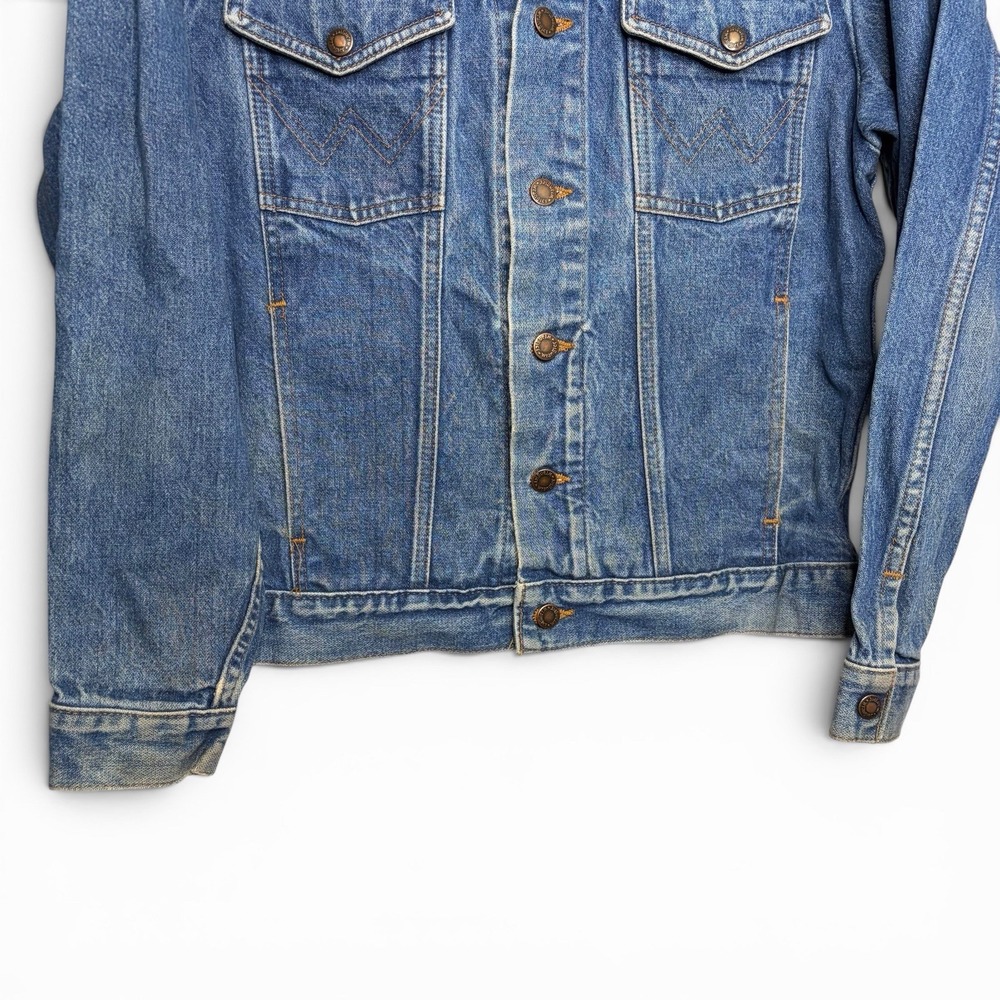 VTG 90s Wrangler Denim Jacket Mens SZ M Blue Authentic Western Trucker Cowboy - Picture 3 of 8